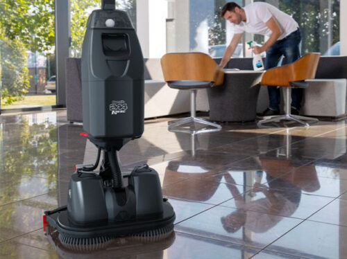 autolaveuse-compacte-numatic